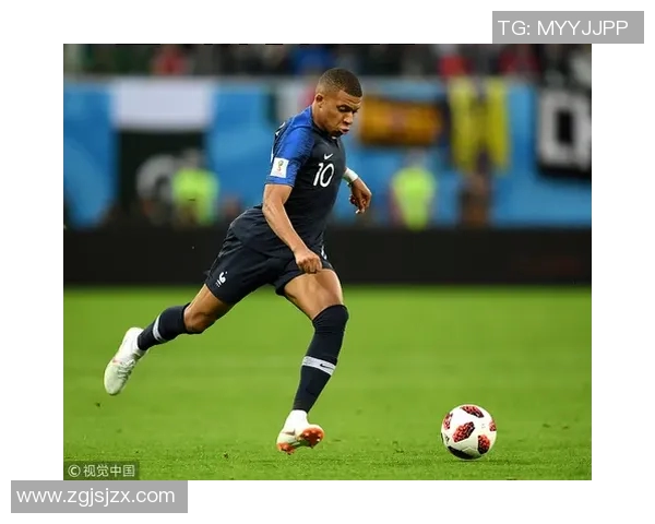 球星卡足球包是什么含义及其在足球收藏市场中的重要性解析